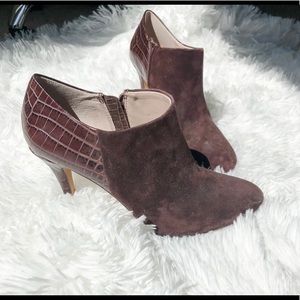 Vince Camuto Brown booties - size 8